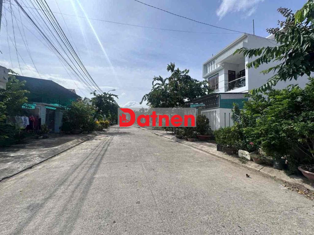 Bán Đất TĐC Diên Toàn Diên Khánh Sổ Riêng Đường 13m Hướng Tây Nam