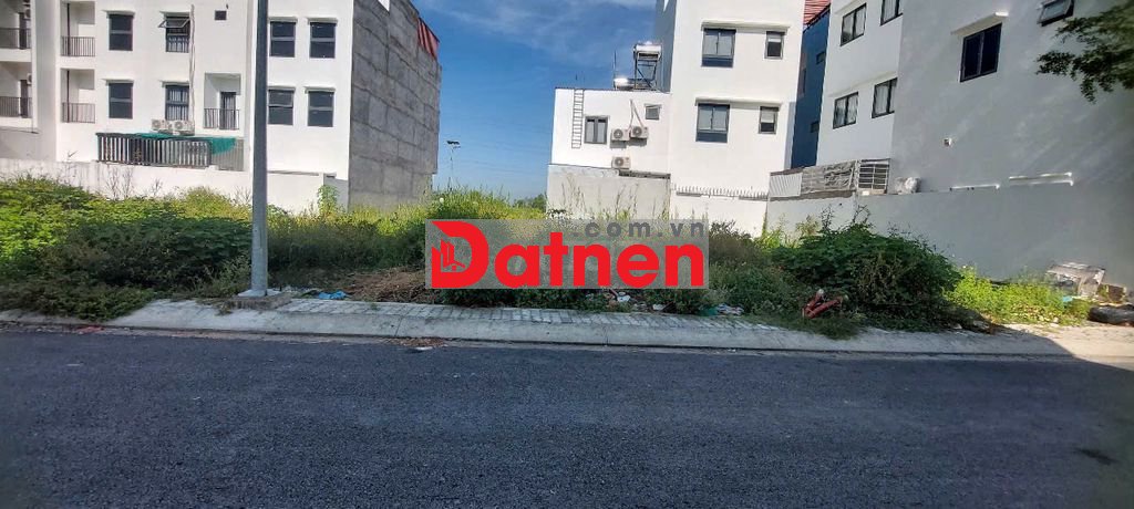 Bán gấp 80m2 đất gần mặt tiền Nguyễn Bình, hẻm xe tải