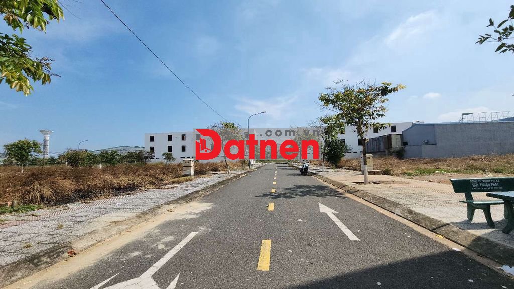 Lô ngộp KĐT Bàu Xéo 95m2, ngay công viên và TTTM, chỉ 1ty650