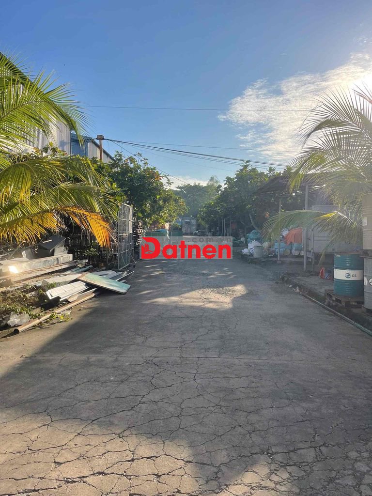 Gia đình cần bán 16.000m2 đất Hoà Khánh Đông - Đức Hoà Long An