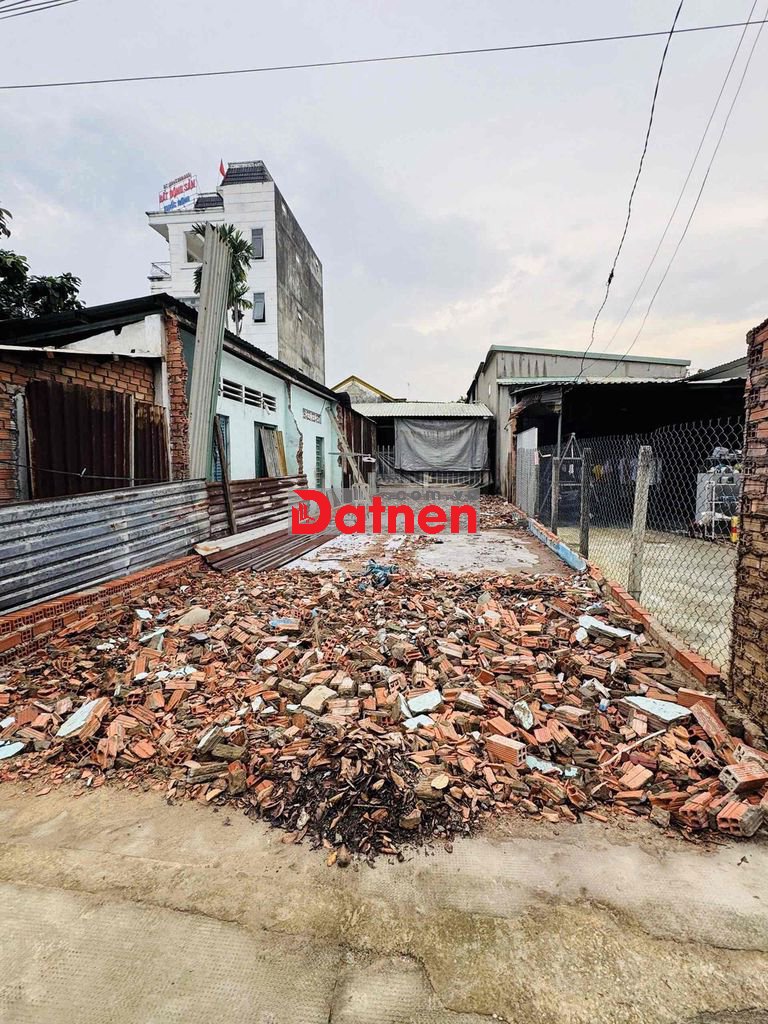 HàngHiếm ĐấtHưngĐịnh GầnChợBúng FunThổCư