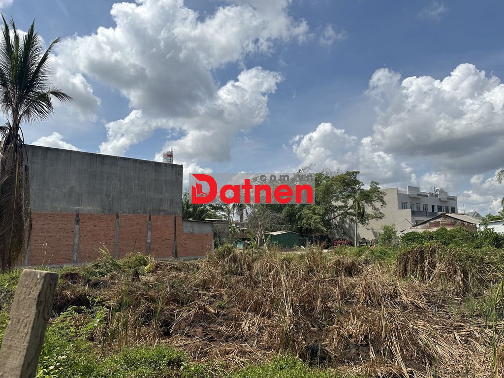 Đất Thổ cư MT T11 tân quý tây bìh chánh 5x23 115m2 cách QL1A 200m 3ty2