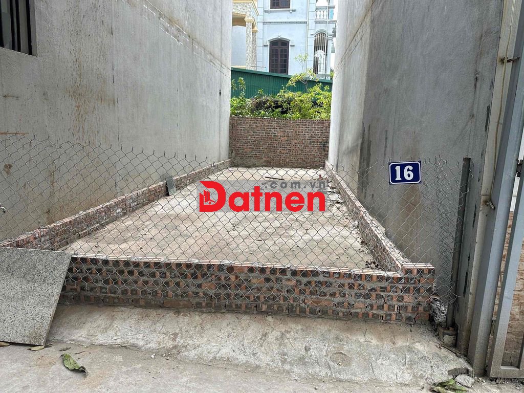 cần bán đất Cự khối Long Biên 41 m ô tô 7 chỗ vào đất