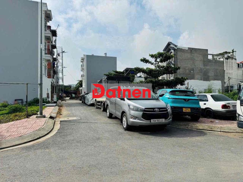 lô góc Mặt Tiền đường 40 chợ Hiệp Bình,DT 5,4x22M giá đầu tư