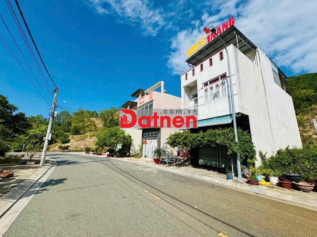 Bán Đất TĐC Hòn Rớ 2 Phước Đồng Sổ Đỏ Riêng Hướng Tây Bắc