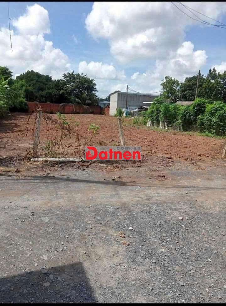 Lỗ quá rồi, cần bán gấp trả nợ, lô đất dt 1275m, có 240m thổ