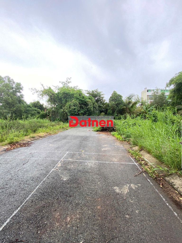 Chính chủ gửi bán lô mặt tiền sông Vĩnh Phú 1, đường lớn, SR