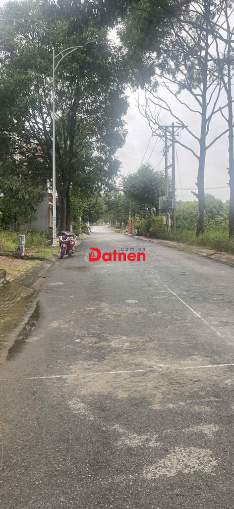 Chính chủ gửi bán lô mặt tiền sông KDC Vĩnh Phú 1, sổ riêng