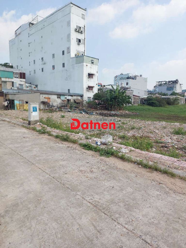 Kệt tiền bán đất trả nợ bank dt 53 m2,g chợ Bình thành,2ty650,p bt,hcm