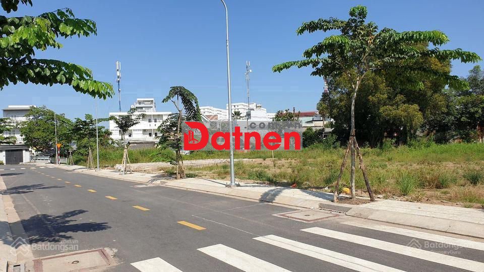 Lô đất 100m2 ngay BX Miền Đông mới Q9 cũ, giá 4,350 tỷ bao thuế,sổ sẵn