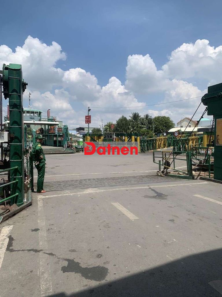 Đất nền, có thổ cư. Ngang 5m x dài 20m.Tổng 102 m đường Phan Văn Đáng