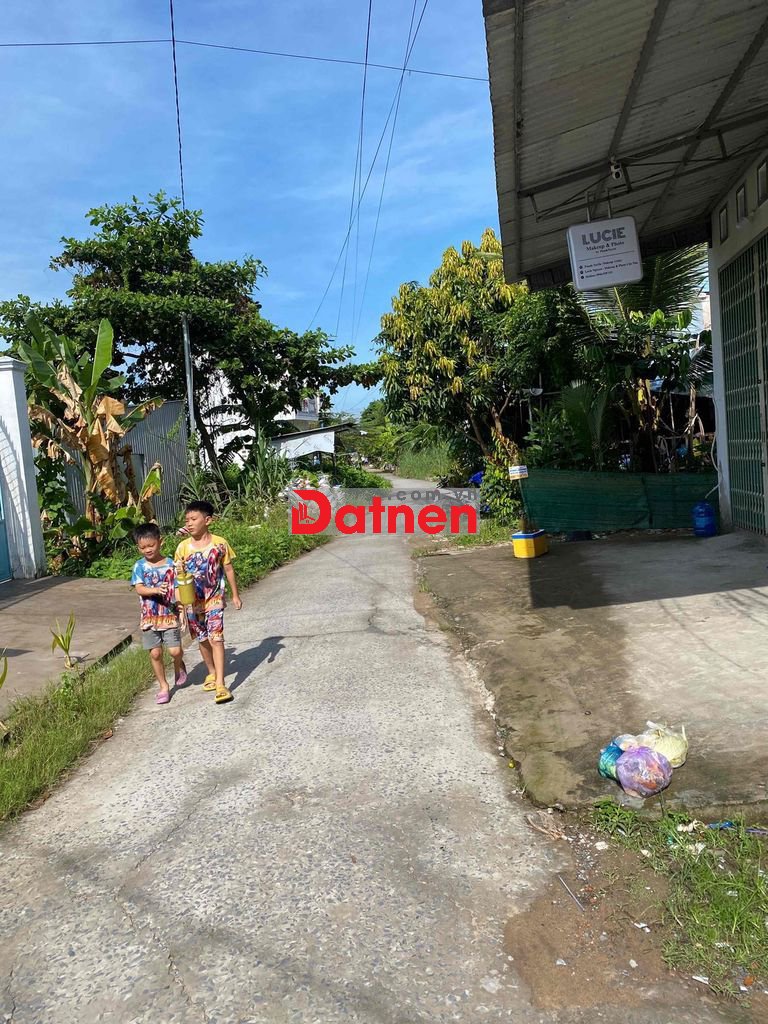 Đất sổ đỏ 100m2 hẽm 61 Phạm Ngọc Hưng Cần Thơ