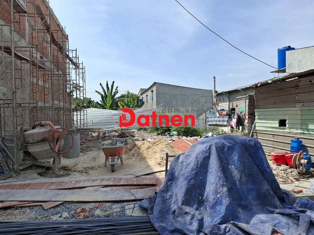 Hàng mới 3 lô liền kề đường thạnh lộc 40 phường an phú đông