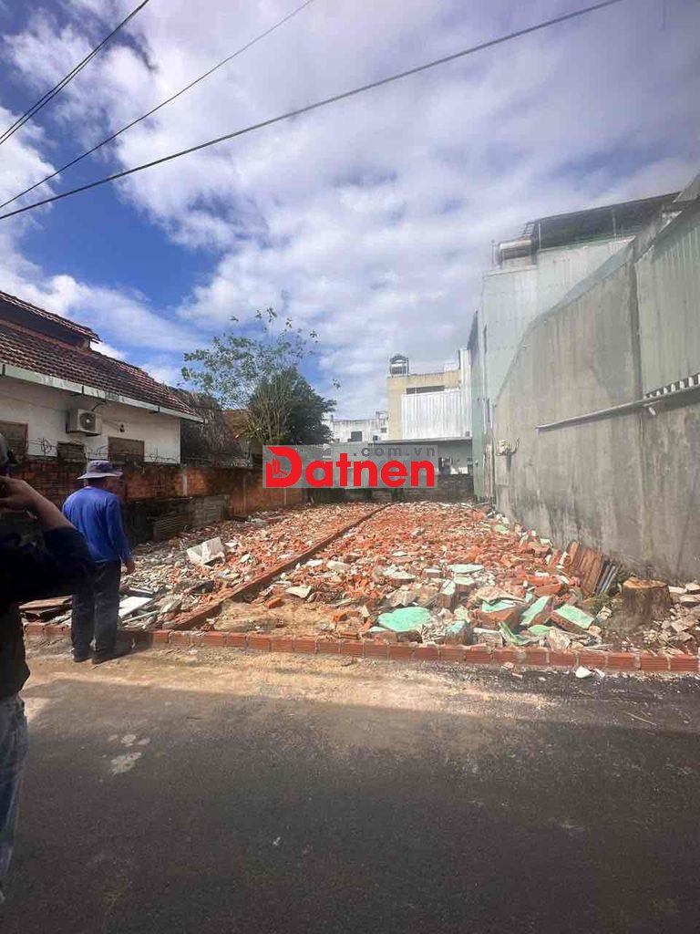 chính chủ gởi bán lô đát kiệt 02/3 Nguyễn Như Hạnh