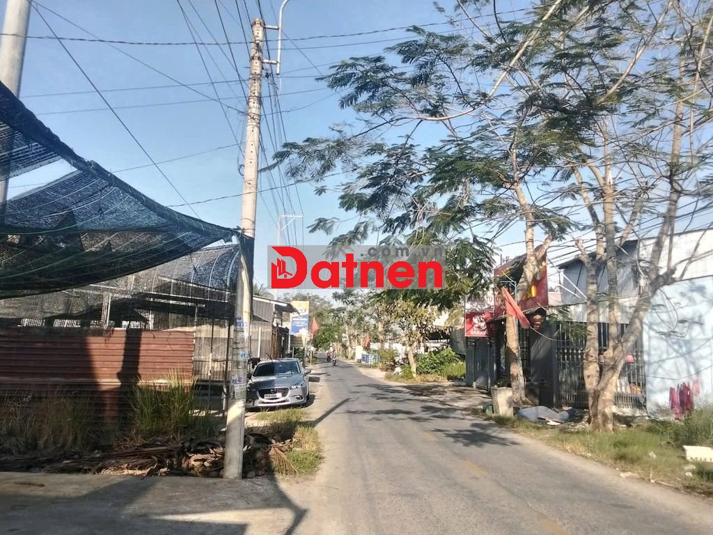 BÁN ĐẤT THỊ TRẤN 7000 TẶNG NHÀ TIỀN CHẾ