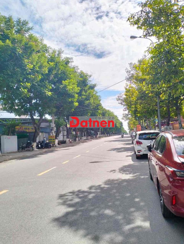 Lô Đất đẹp đường Phạm Văn Đồng, trung tâm hành chính