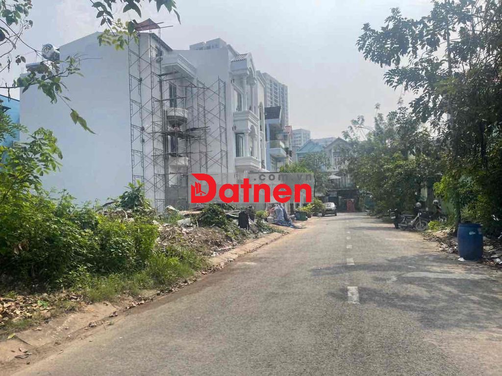 Đất khu dân cư Ngay Vinhomes , giá 8,5 tỷ/140m