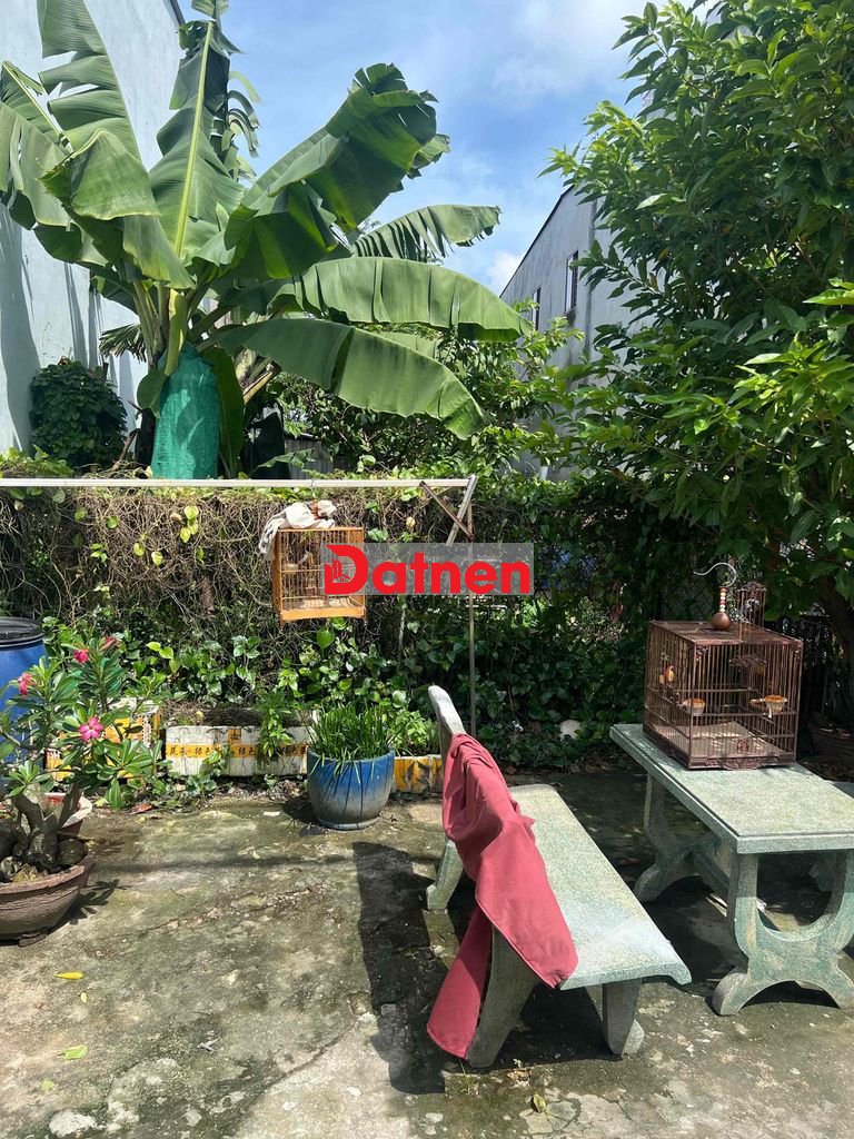 Cần bán lô đất full thổ cư 1/dg Võ văn Vân bình chánh DT 266m2 8,7 tỷ