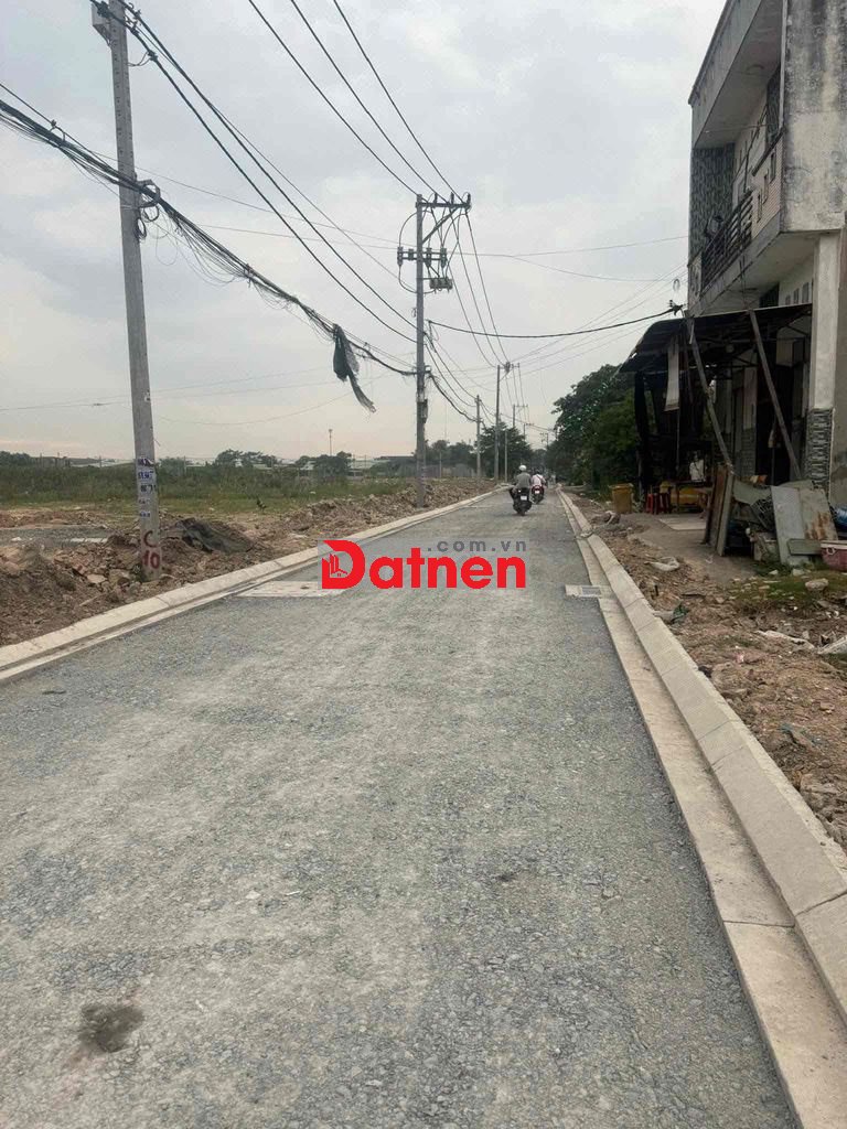 Bán Đất Bà Điểm Hóc Môn