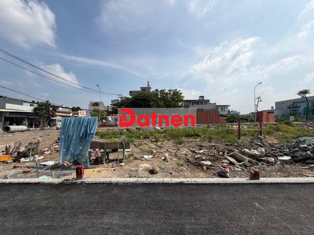 Đất Phân Lô - Full Thổ - 1 Xẹc Sau Mặt Tiền - Ngay Trung Tâm Phường