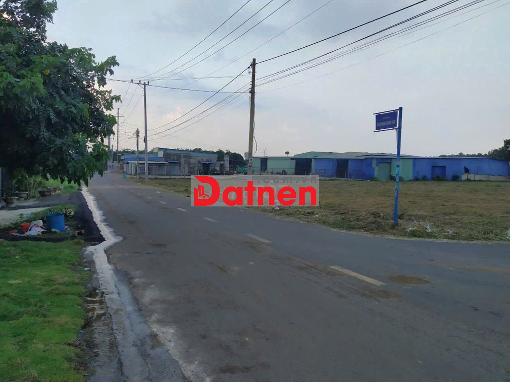 Siêu Phẩm 13 Nền Mặt tiền đường Cách Mạng Tháng 8, Thị Trấn Đất Đỏ.