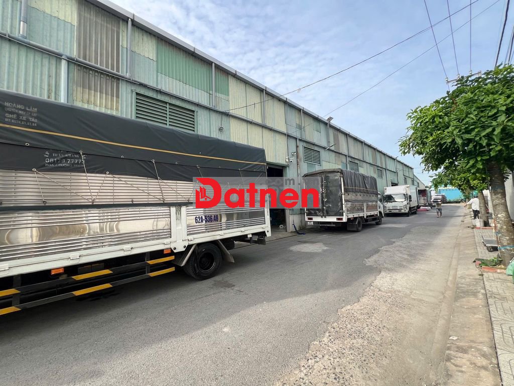 Bán đất mặt tiền đường 10m - sau lưng khách sạn Minh Quân 4 Long Cang