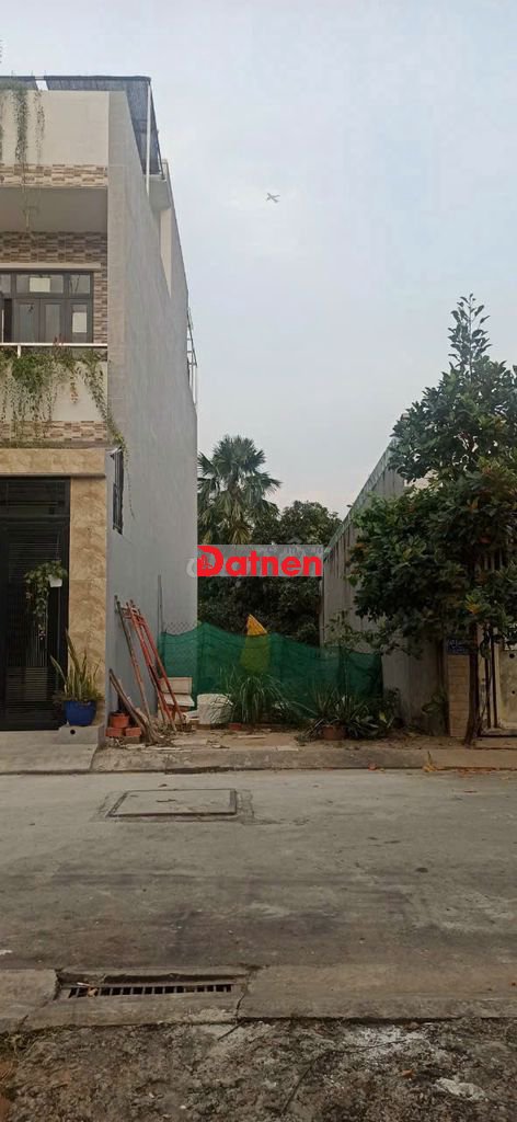 Chính chủ bán Đất 69m2 đường 6 Long Bình gần Vinhome Grandpark