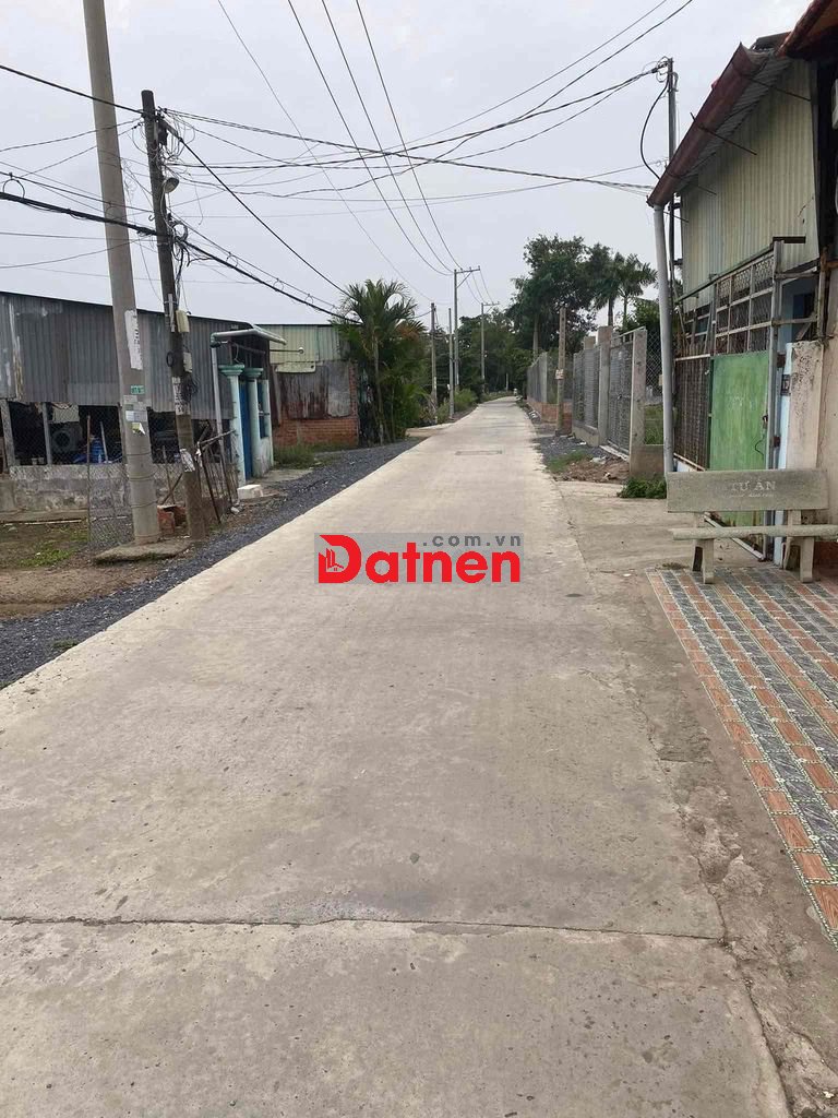 cần bán lô đất vườn mặt tiền