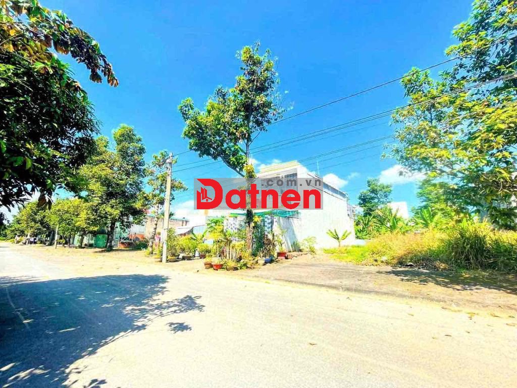 Đất mặt tiền KDC Miền Đông