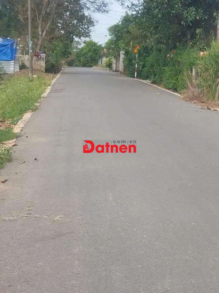 Bán lô đất đg nhựa 8m hắc dịch, phú mỹ khu dân cư dt:10.2x69 giá 2.1ty