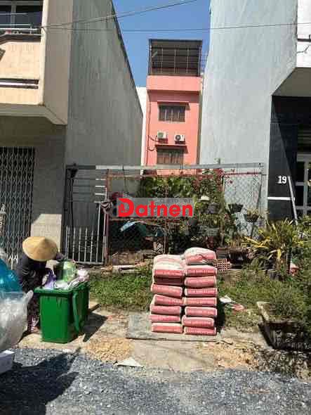 Bán đất MTNB KDC Nam Hùng Vương 4x17m xd đủ giá 7 tỷ đối diện CV