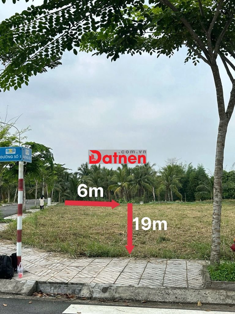 BÁN GẤP NỀN GÓC 2 MẶT TIỀN, KDC LÁI HIẾU NGÃ 7