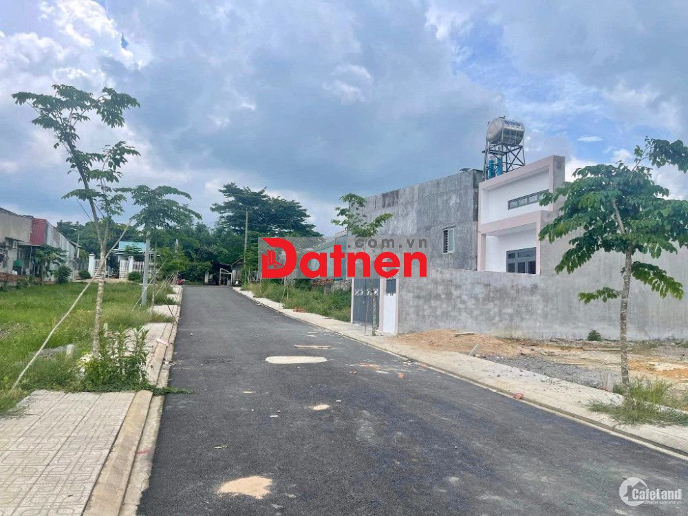 SỐC! Đất MT QL1A Dầu Giây, KINH DOANH SẦM UẤT LH e.Nhi ngay!!