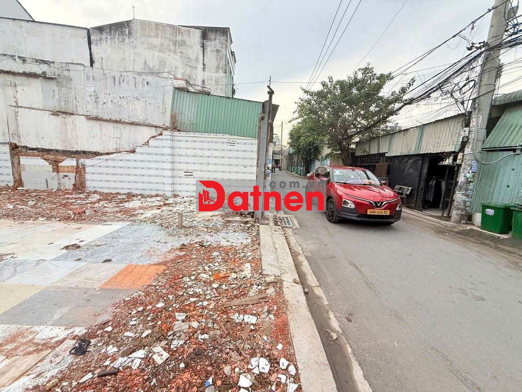 Cần bán 3 lô đất, cách Tam Bình 100m, xây dựng cao, gần chợ Hiệp Bình