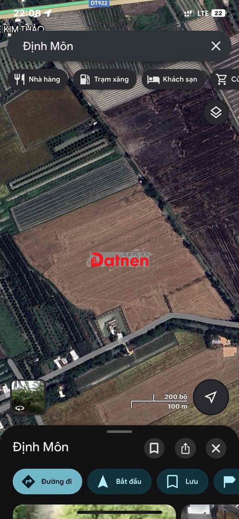 đất cặp kinh thuỷ lợi cách 922 vài trăm mét