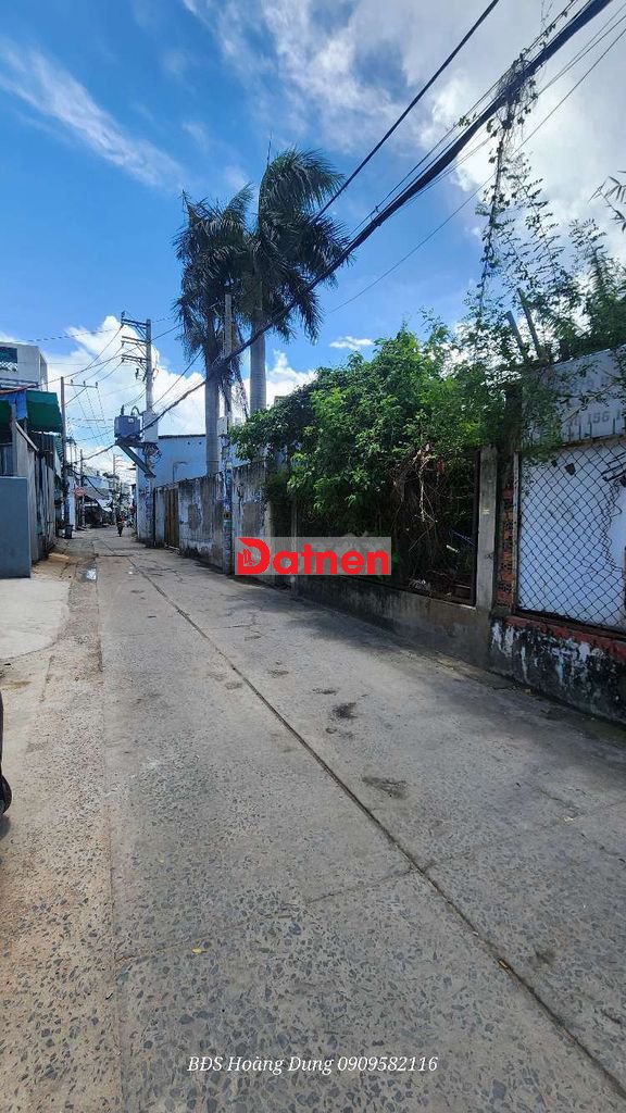 Đất ngay ngã tư Gò Mây,300m2 đất full thổ cư. Chủ ngợp ngân hàng