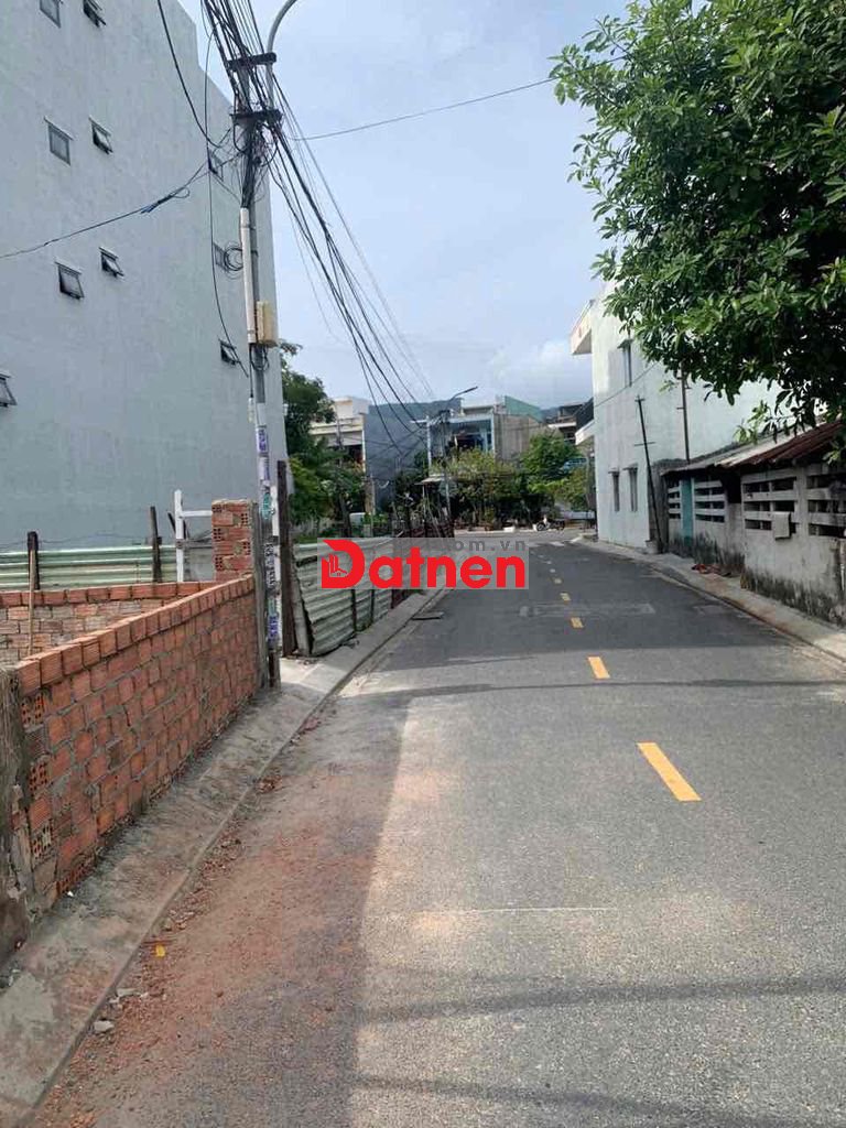 đất mân thái 1 , sơn trà