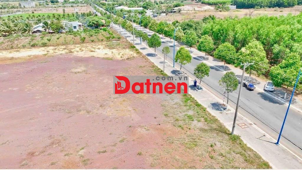 Lô đất siêu đẹp ở ĐT 52, Thị trấn Đất Đỏ, Long Đất, Bà Rịa Vũng Tàu