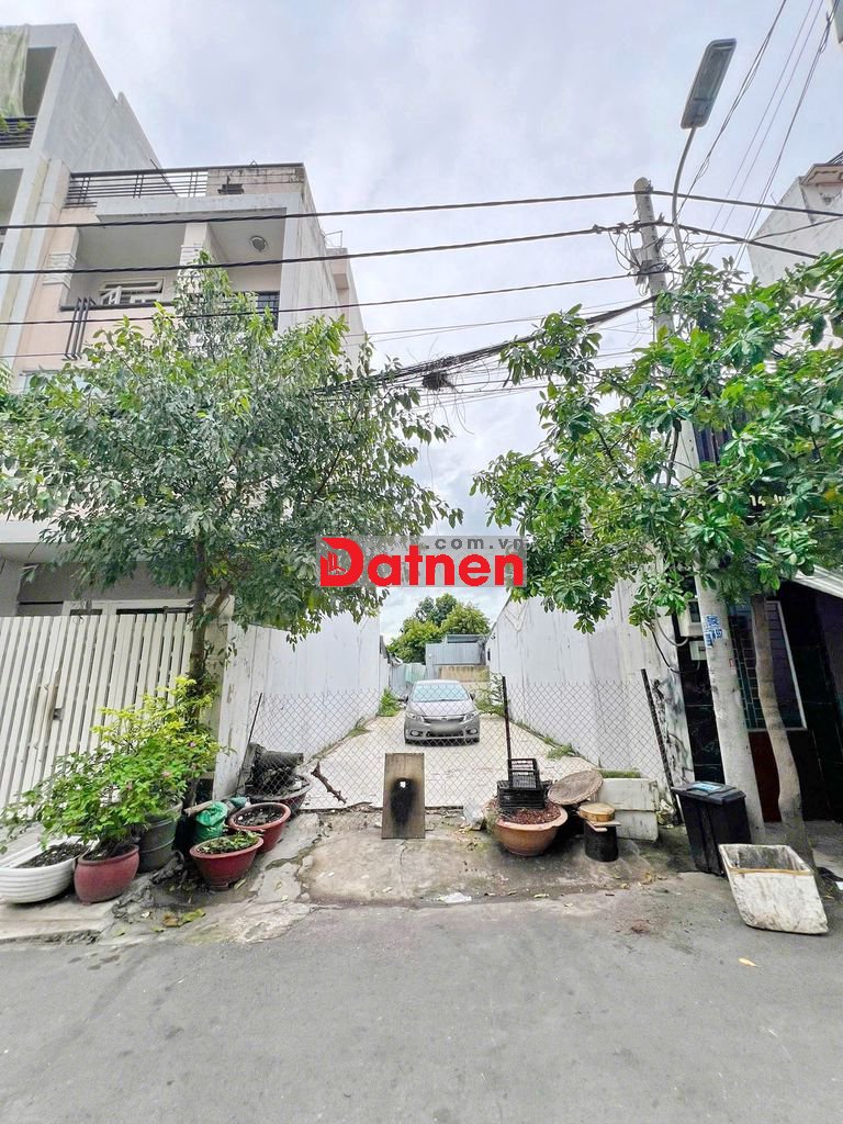 5x18m, hướng Nam - Đất mặt tiền đường số Lâm Văn Bền Q7