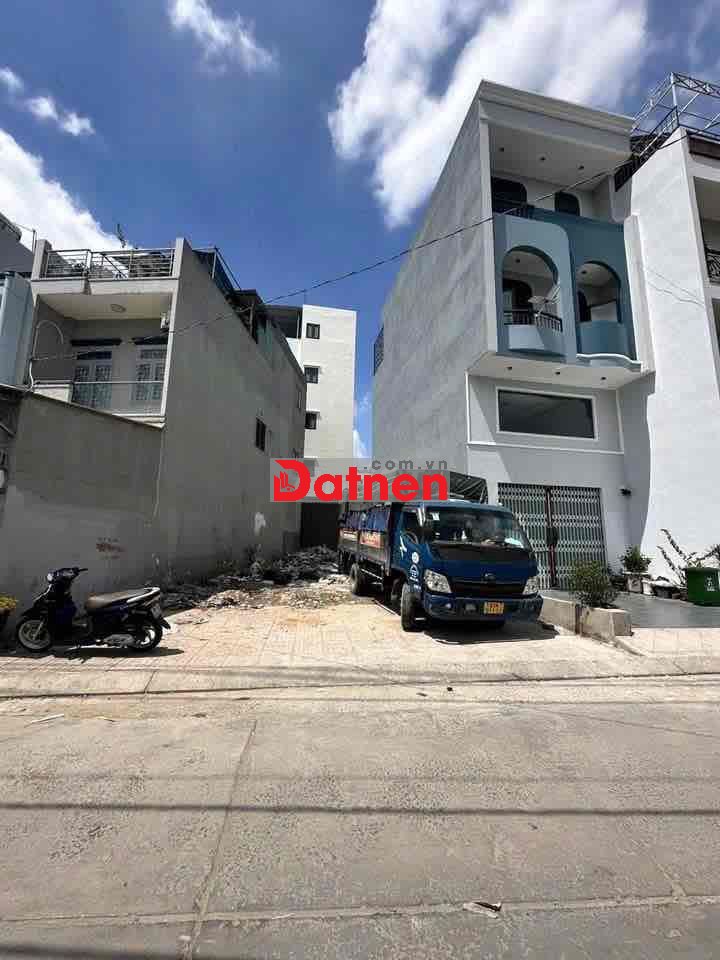 Bán đất hẻm 114 Chiến Lược, P. Bình Trị Đông, DT 7.7 x 14.5m, NH 8.5m,