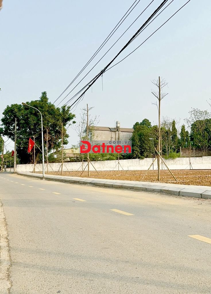 CC BÁN GẤP MẢNH ĐẤT GIỮA ĐH FPT VÀ ĐH QUỐC GIA_102,5m2_MT6m_2 tỷ150