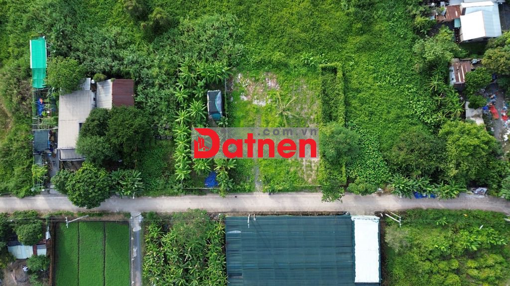 ĐẤT NHÀ VƯỜN GẦN SÔNG NHỊ BÌNH – NGANG 30M HIẾM