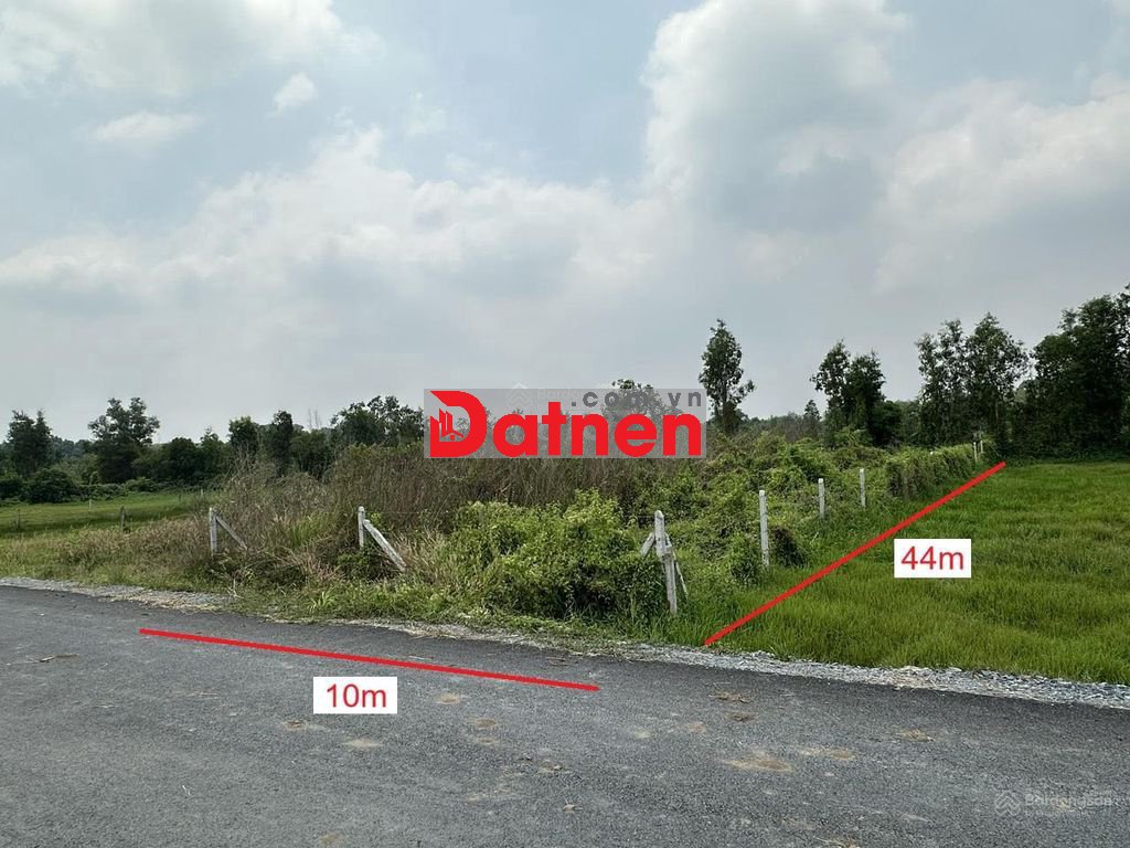 Bán lô đất mt đường nhựa 812, dt 440,7m, có 150m thổ, xã An Phú