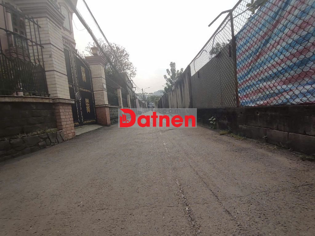 Bán đất mặt tiền hẻm xe hơi Linh Trung DT 68m2 chỉ 5.45 tỷ, ngang 5.2m