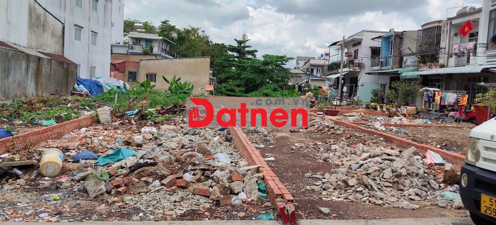 Cần Bán gấp Đất P TTN . Nhiều Lô lLiền kề DT 4 x16,4 hẻm xe tải