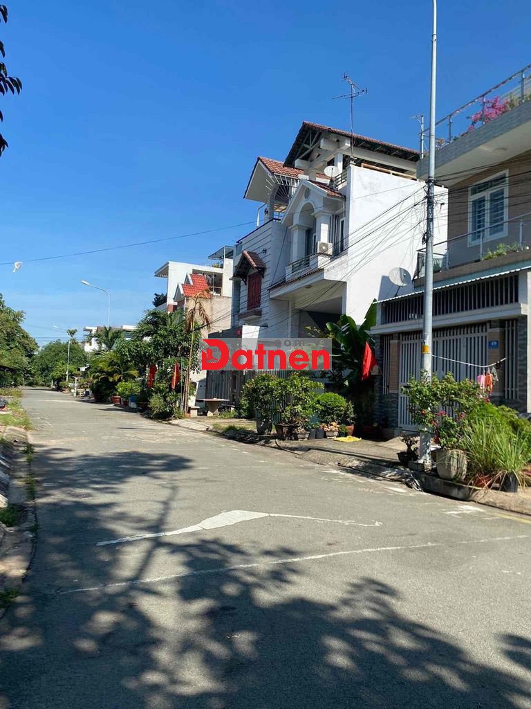 Chính chủ cần bán gấp lô đất đẹp khu TĐC Long Sơn, P. long Bình, Q9