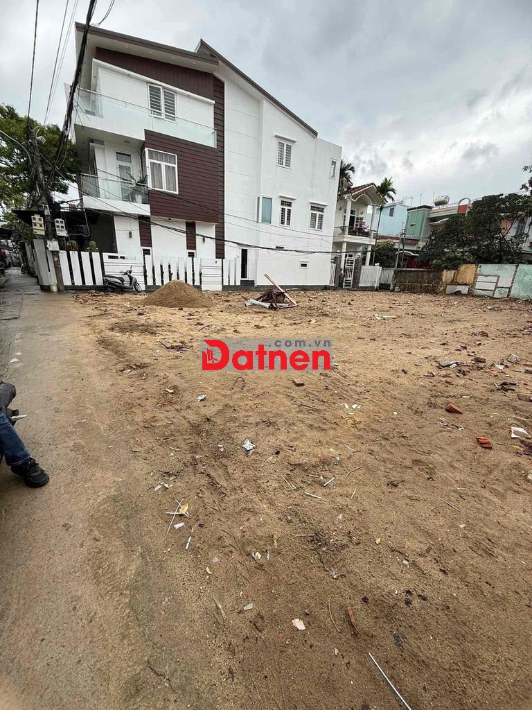 𝗟𝗼̂ Đất 𝟮 𝗠𝗮̣̆𝘁 𝗞𝗶𝗲̣̂𝘁 Ngay 𝗕𝗶𝗲̂̉𝗻 𝗕𝗮̃𝗶 𝗧𝗮̆́𝗺 Chợ Cá Gỗ -- 𝗦𝗼̛𝗻 𝗧𝗿𝗮̀