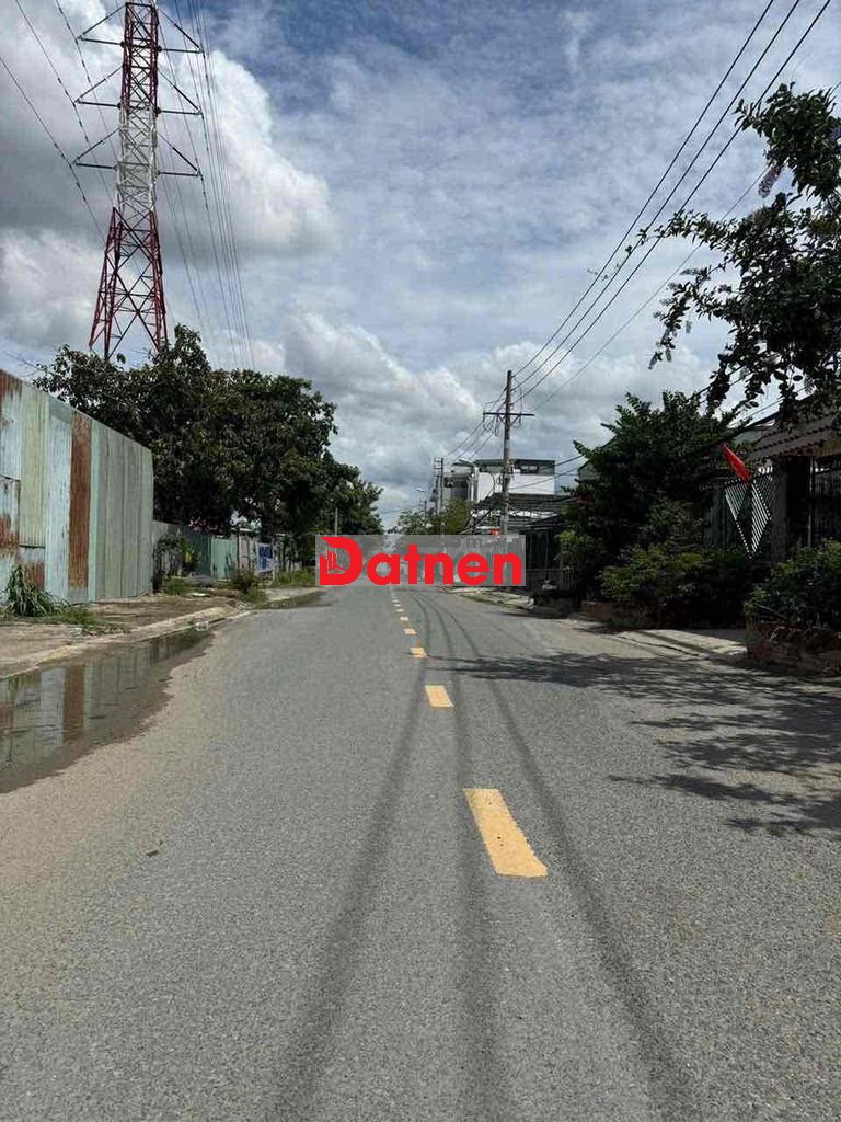 Chủ ngộp cần bán gấp lô đất gần sông Sài Gòn sổ Hồng riêng