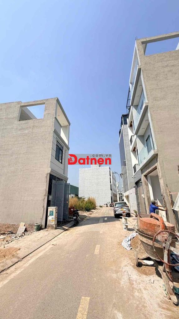 ĐẤT - KHU PHÂN LÔ - BÌNH TÂN - 4.2M x 18M