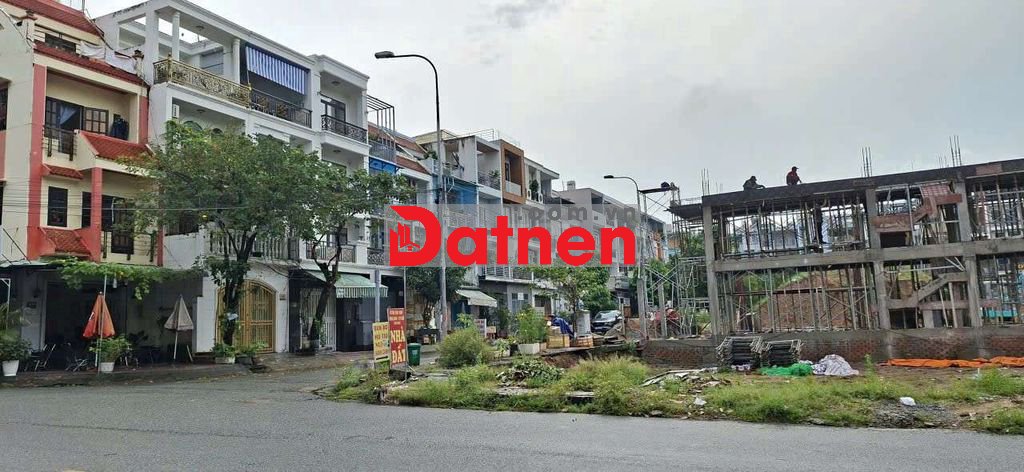 BÁN ĐẤT 2 MẶT TIỀN ĐƯỜNG 447 LÊ VĂN VIỆT